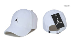 Jordan Beyaz Desenli Spor Şapka 1