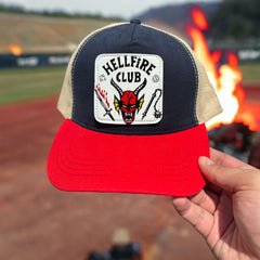 Hellfire Club Çıkartmalı Bench Kare Stickerlı Şapka