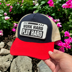 Work Hard Play Hard Çıkartmalı Bench Yatay Stickerlı Şapka
