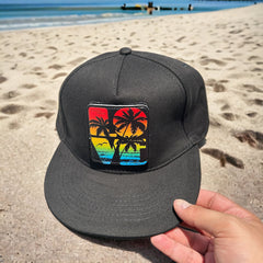 Love Beach Çıkartmalı Bench Kare Stickerlı Şapka Snapback