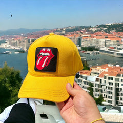 Dil Rolling Stones Çıkartmalı Bench Kare Stickerlı Şapka