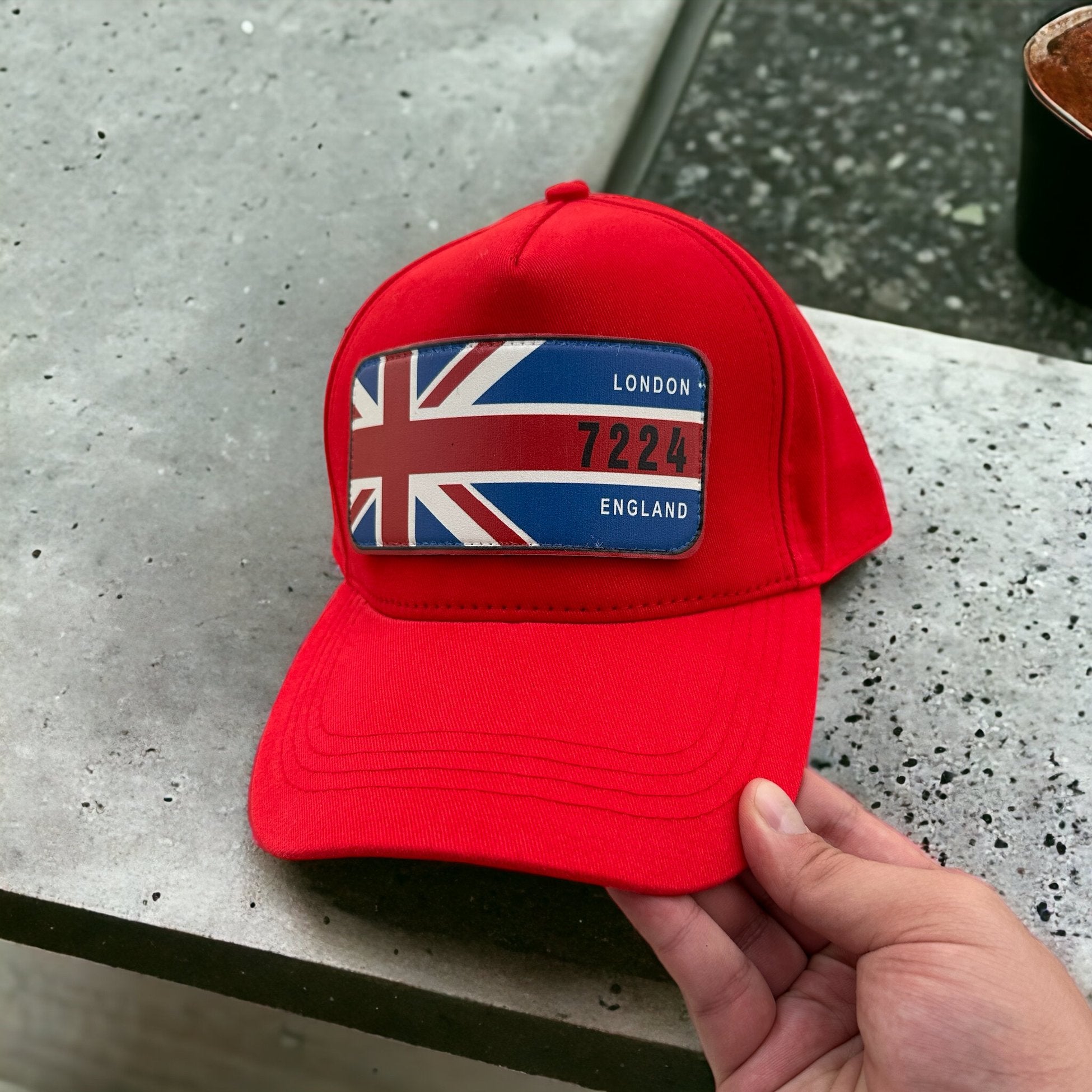 BHS2 Stickerlı London Şapka - Stickerlı Şapka